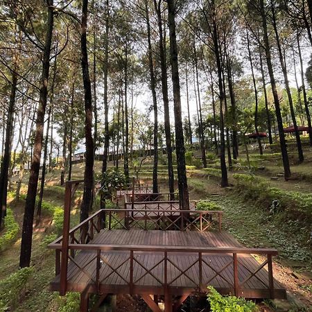 Alas Pacet By Twospaces, Mojokerto Exteriér fotografie